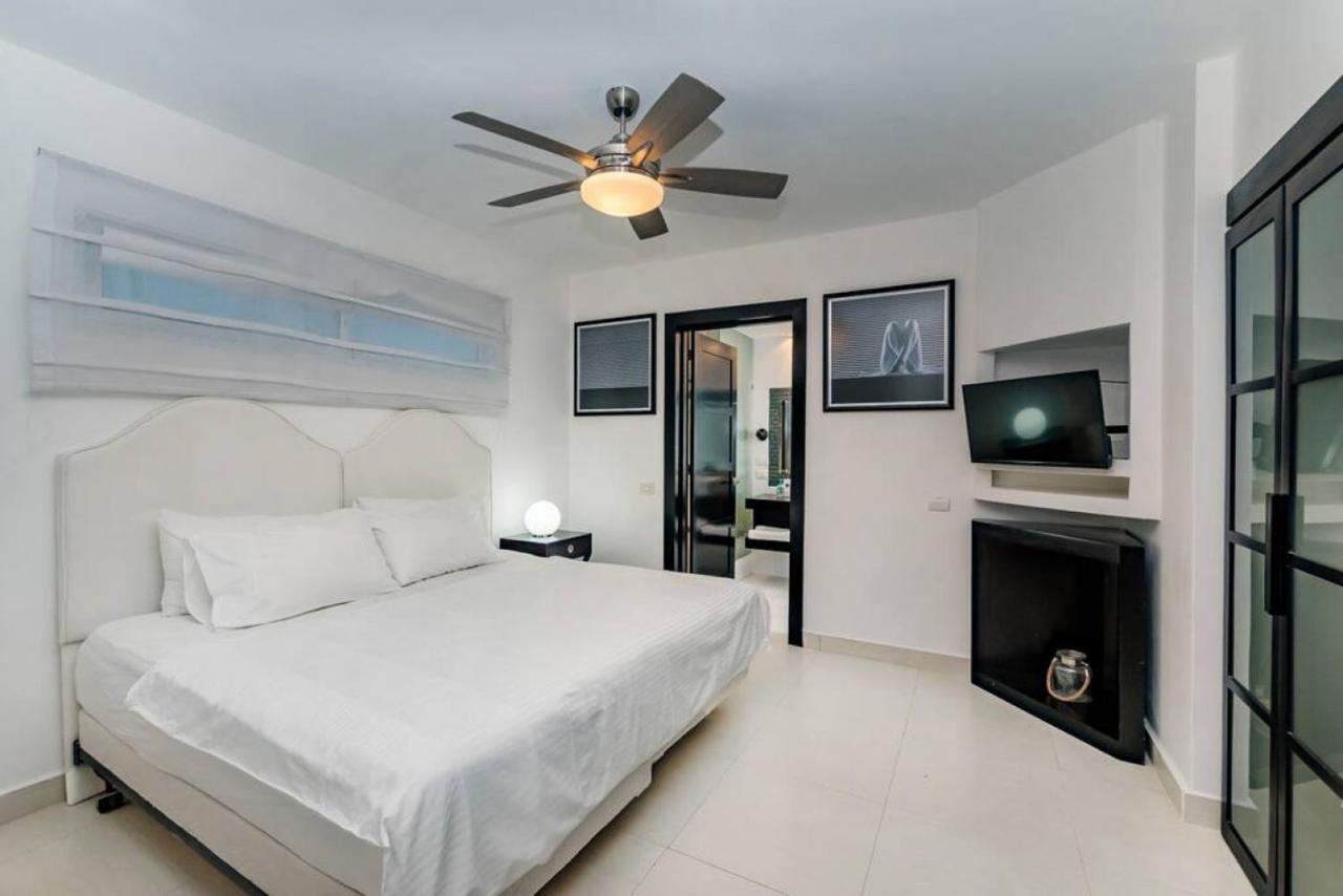 Villa Pandora Beach Front Villa With Chef Game Room Pool بونتا كانا المظهر الخارجي الصورة