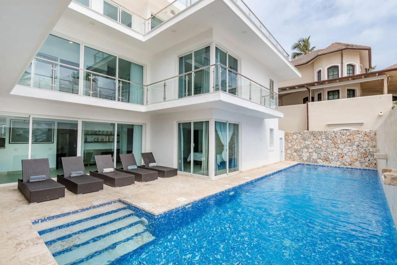 Villa Pandora Beach Front Villa With Chef Game Room Pool بونتا كانا المظهر الخارجي الصورة