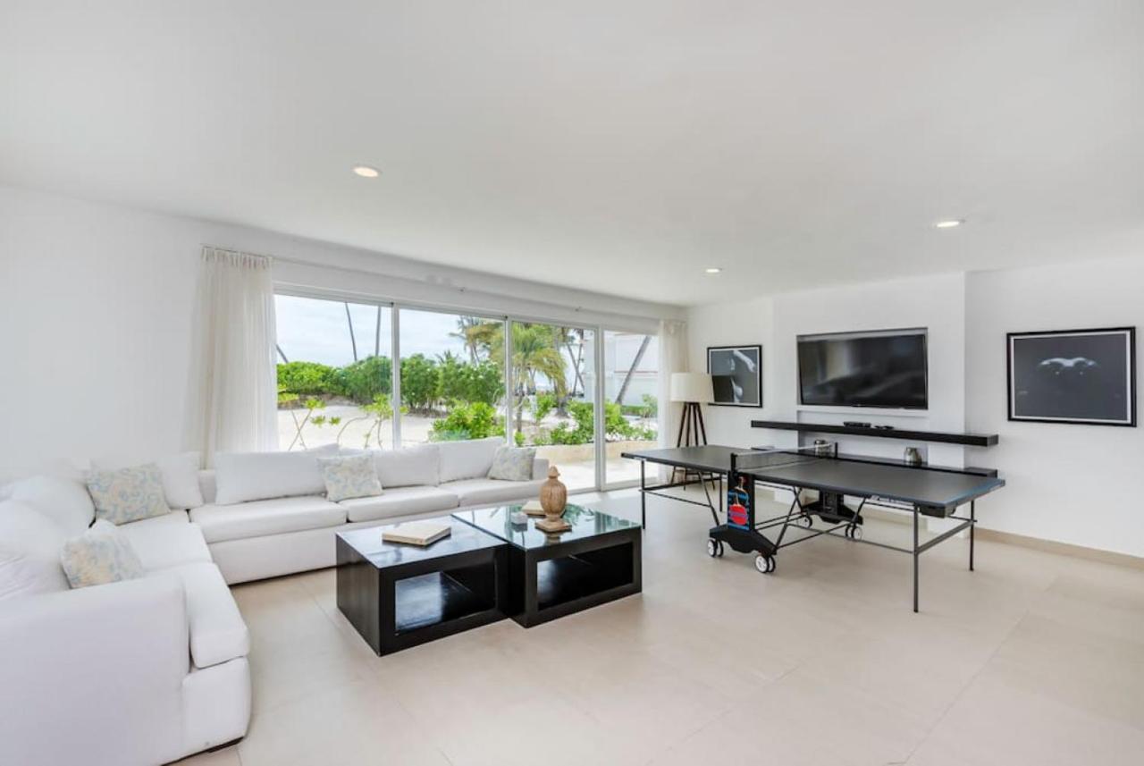 Villa Pandora Beach Front Villa With Chef Game Room Pool بونتا كانا المظهر الخارجي الصورة